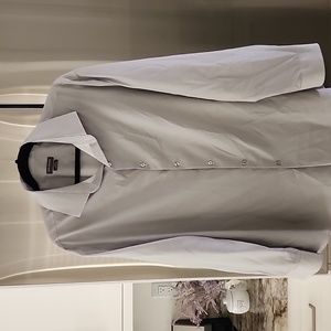 Van Heusen men's traveler dress shirt, Size 2XL 👔